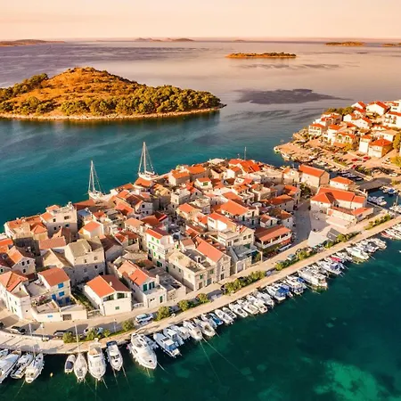 Barbara 1 By Guide Tribunj (Sibenik-Knin)