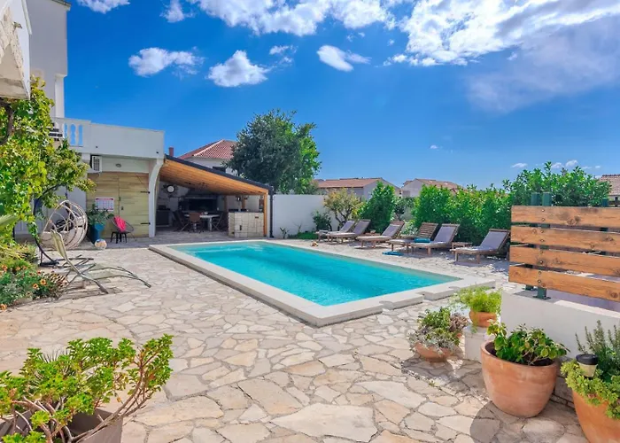 Barbara 1 By Guide Apartment *